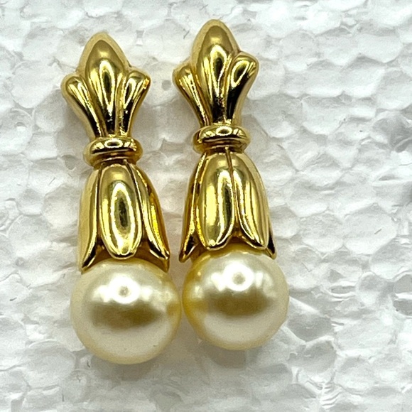Pearl Drop Earrings Three In One Gold Tone Tops With Detachable Faux Pearl Studs - Picture 1 of 10